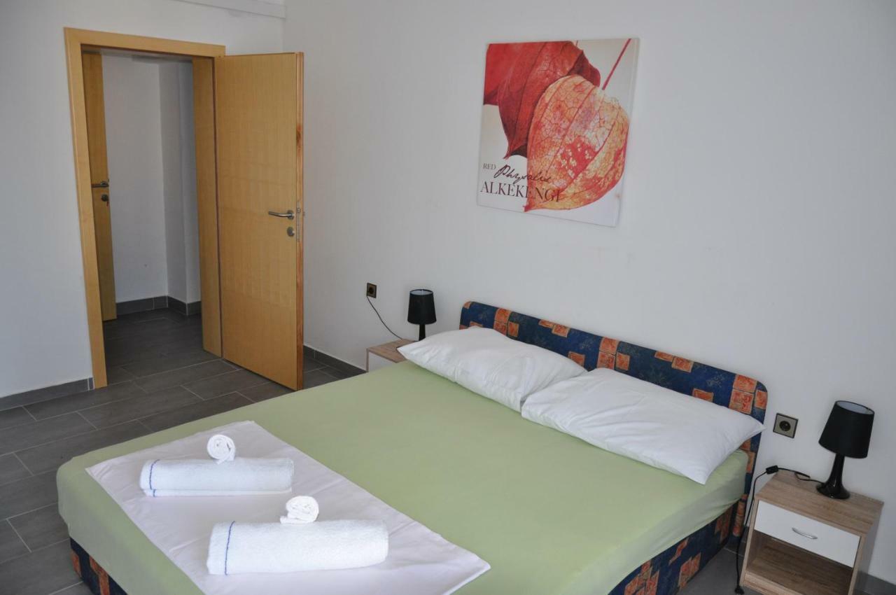 Batinic Apartmani Omiš Exterior foto