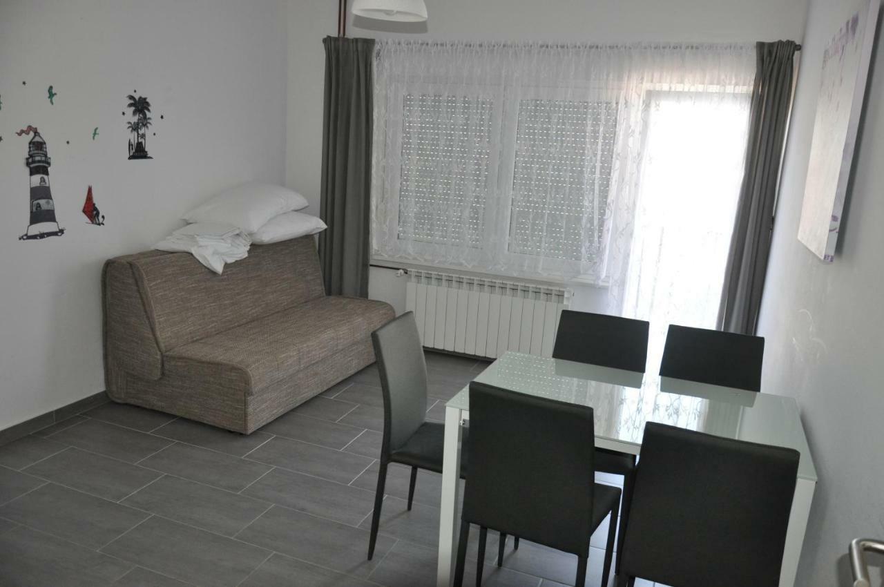 Batinic Apartmani Omiš Exterior foto